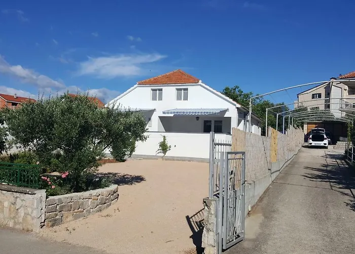 アパート Paradiso *