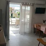 Apartman Paradiso *